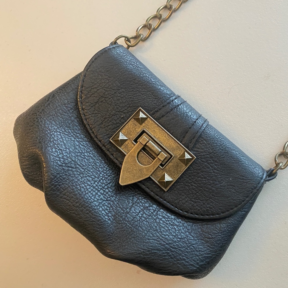 CHIC Black Faux Leather Crossbody Purse with Brass Accents